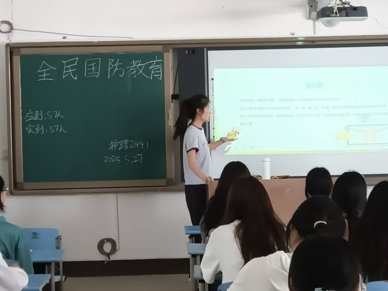 说明: C:/Users/18508/Desktop/B1DC01DCE622CE2B933B335F519F3808.jpgB1DC01DCE622CE2B933B335F519F3808